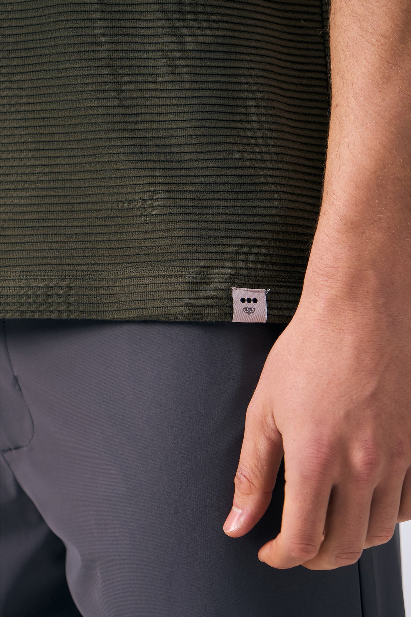 980017-Olive (2).jpg