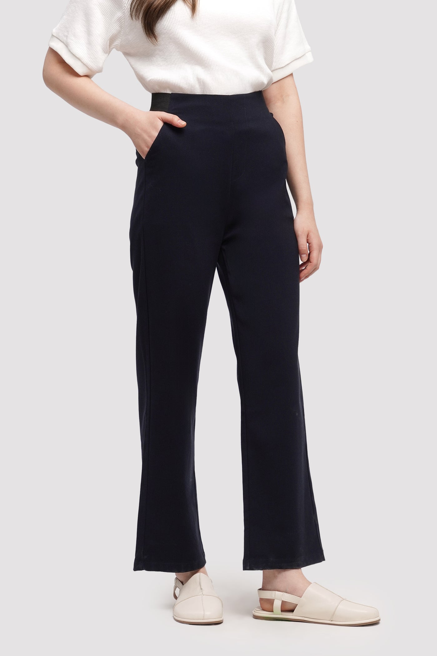 Relaxed Trousers