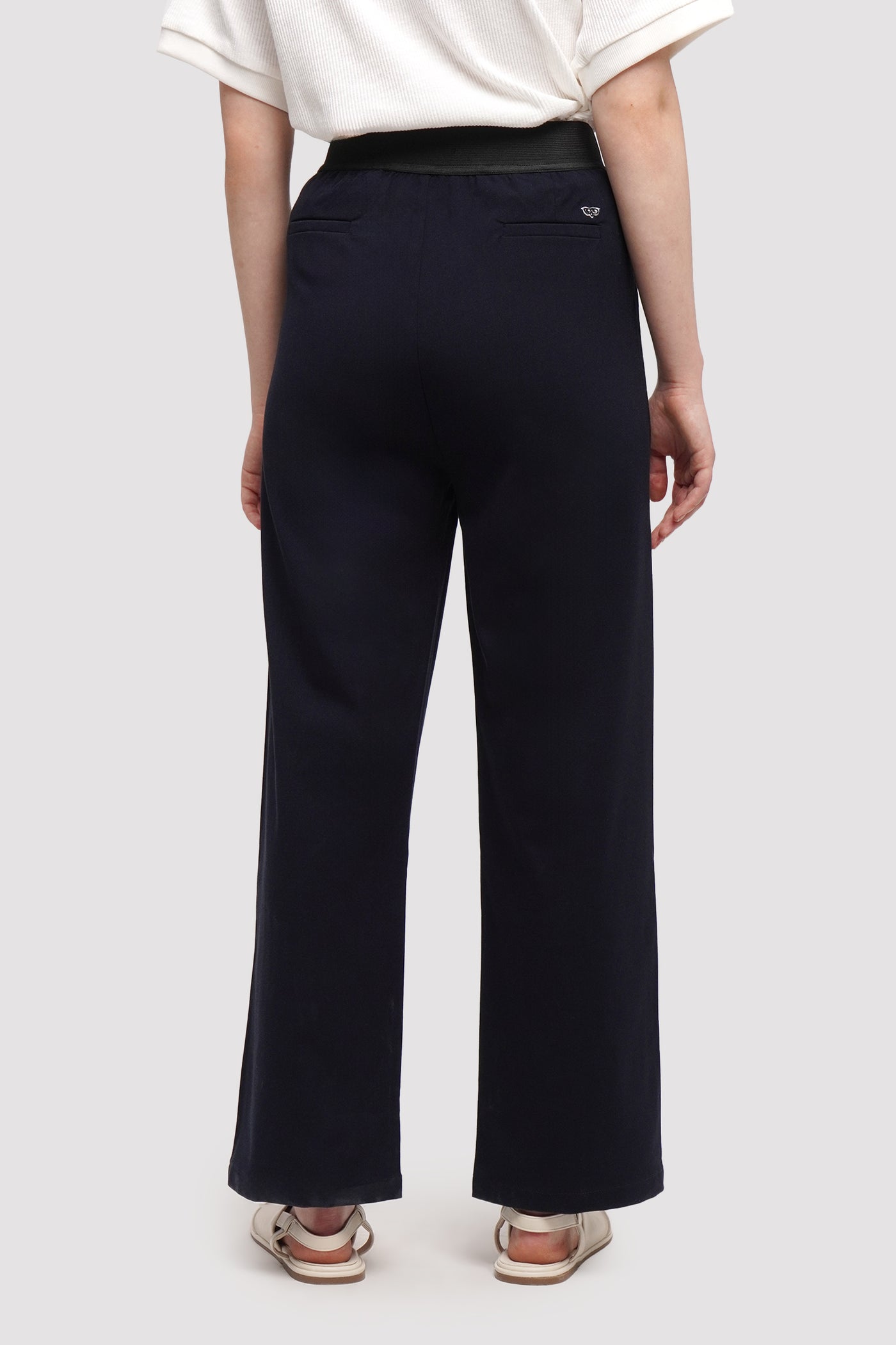 Relaxed Trousers