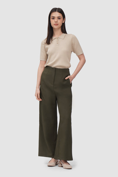 Trousers With Slant Pockets