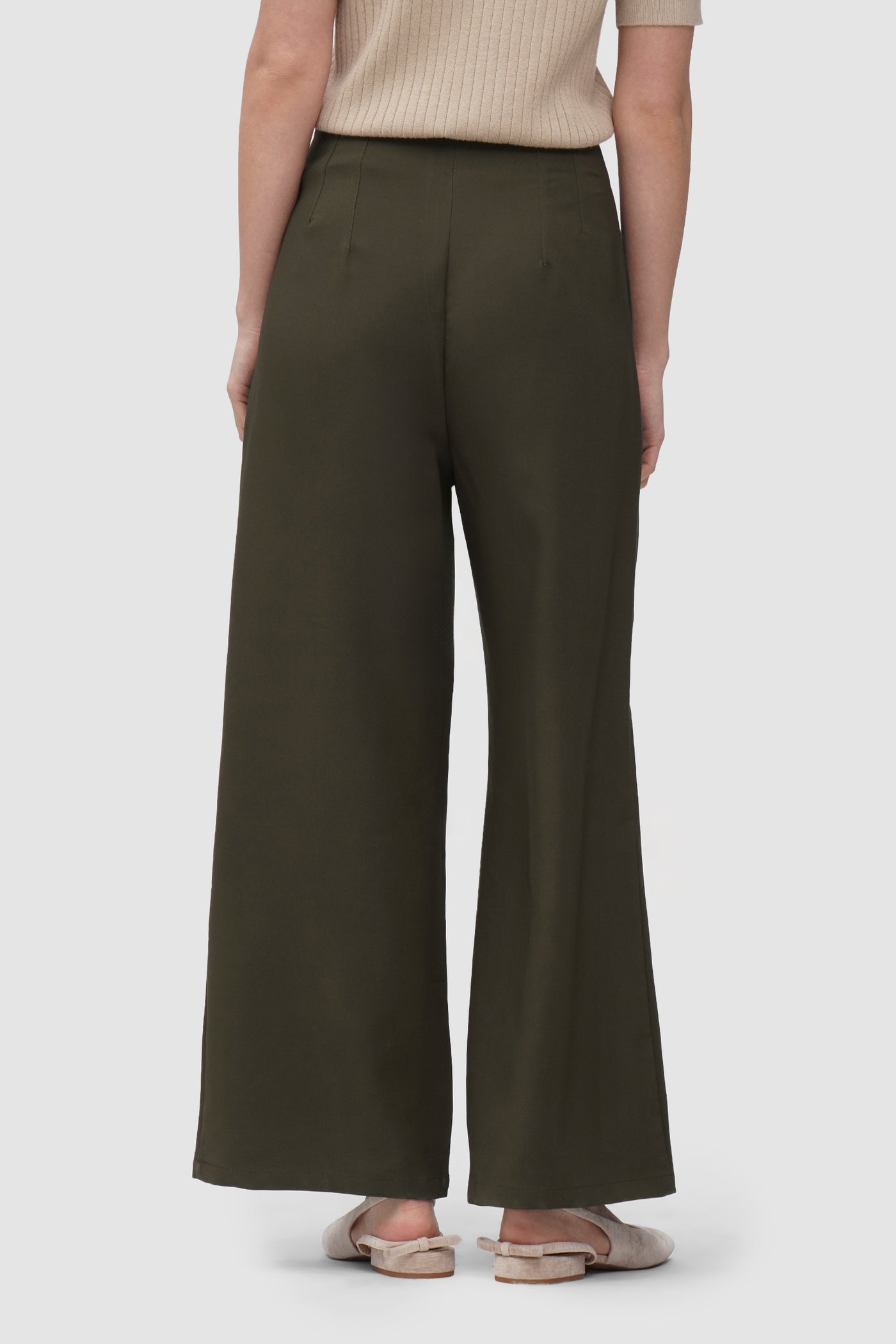 Trousers With Slant Pockets