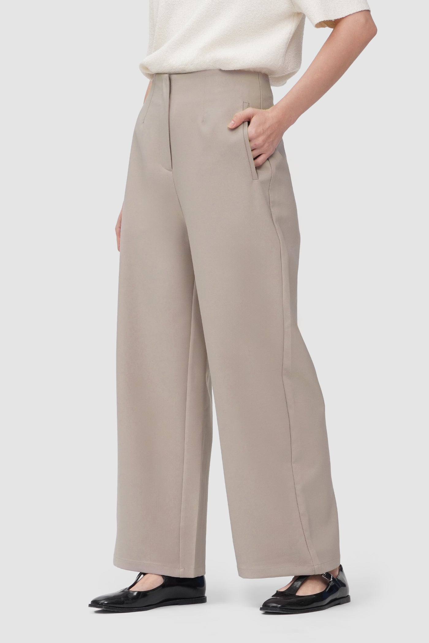 Trousers With Slant Pockets