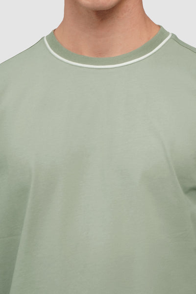 T-Shirt With Contrast Piping