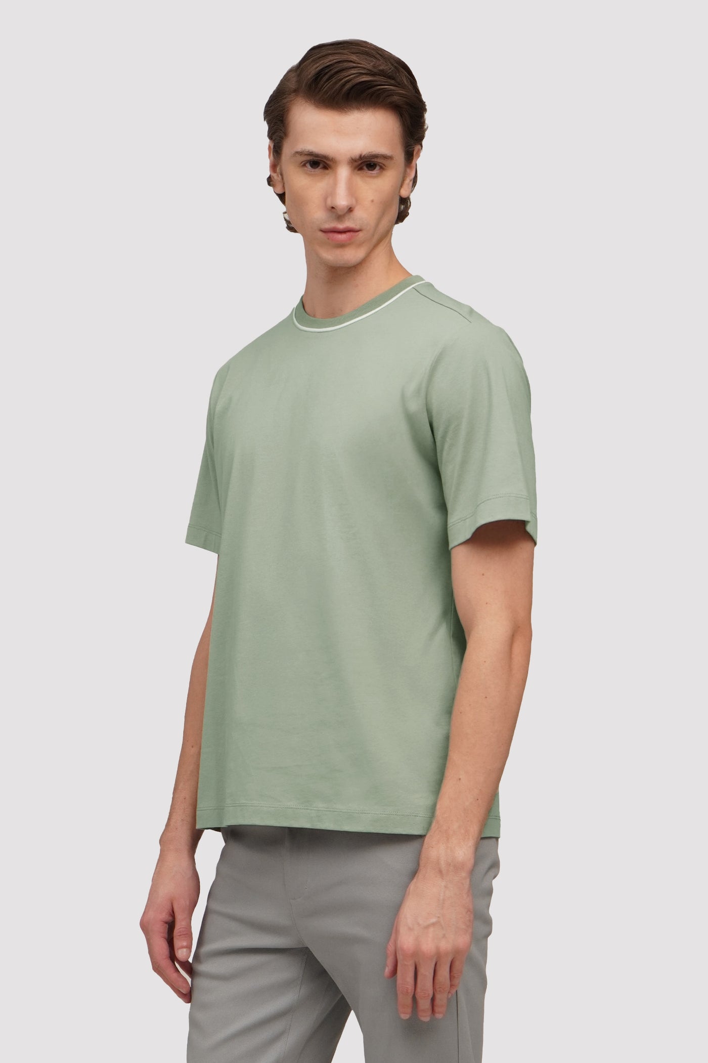 T-Shirt With Contrast Piping