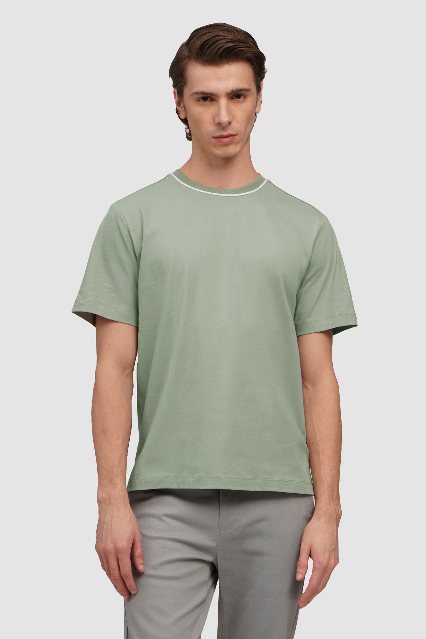 T-Shirt With Contrast Piping