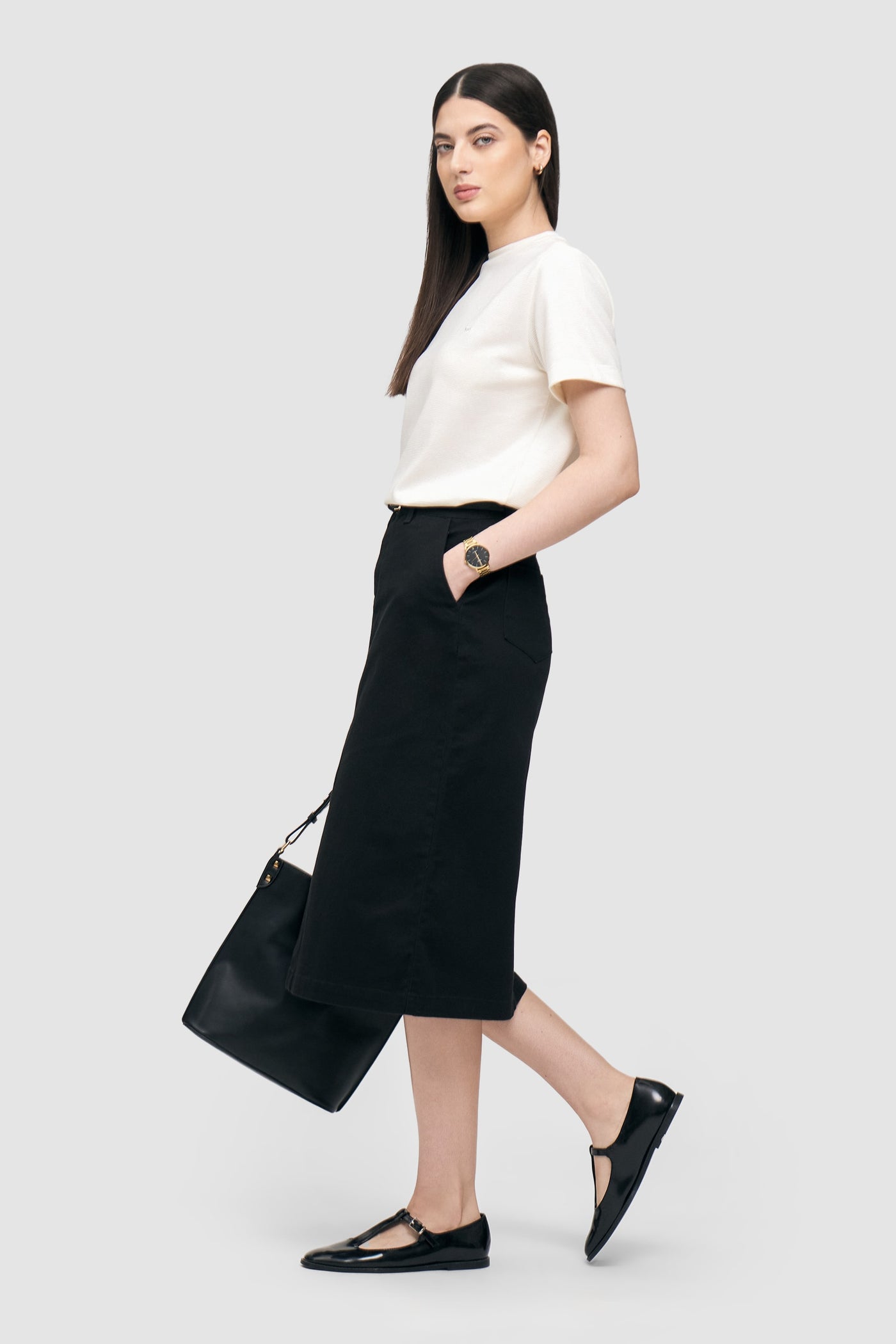 988382-Off White (1).jpg