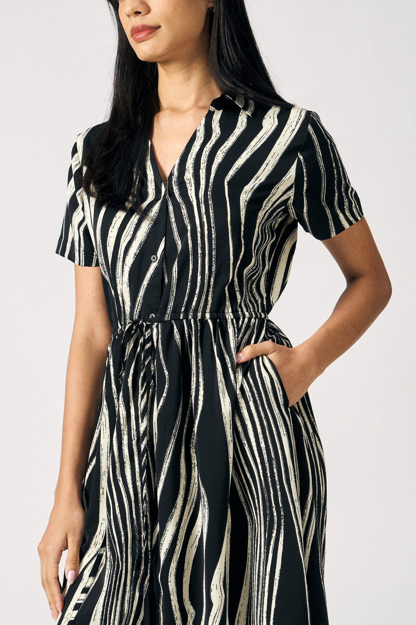 988695-Black (1).jpg