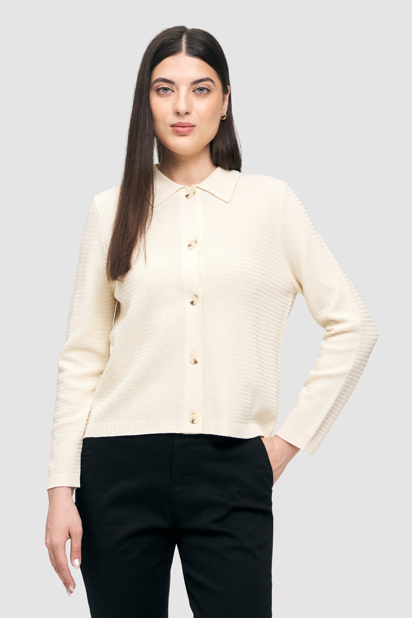 988992-Cream (2).jpg