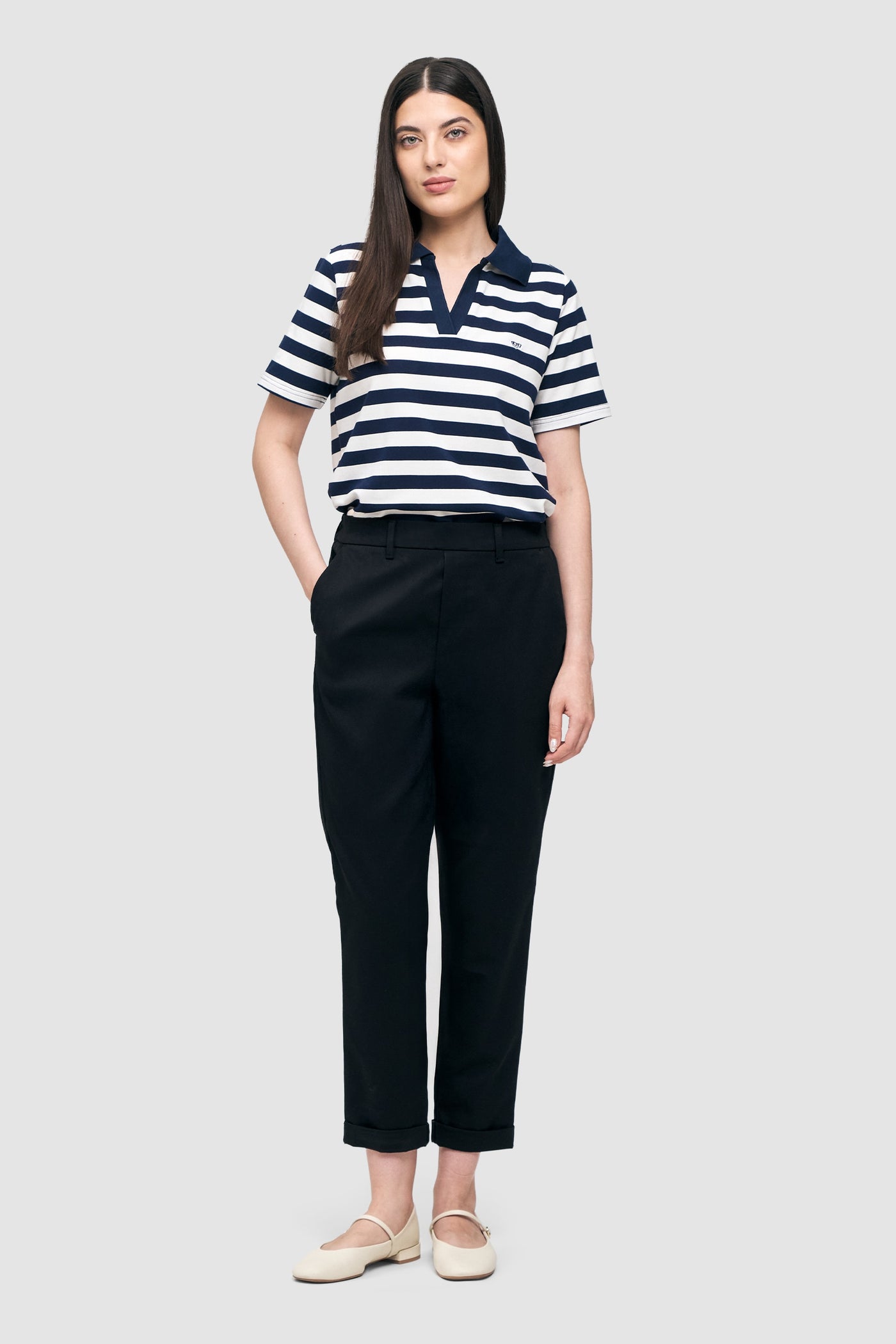 989186-Black (1).jpg