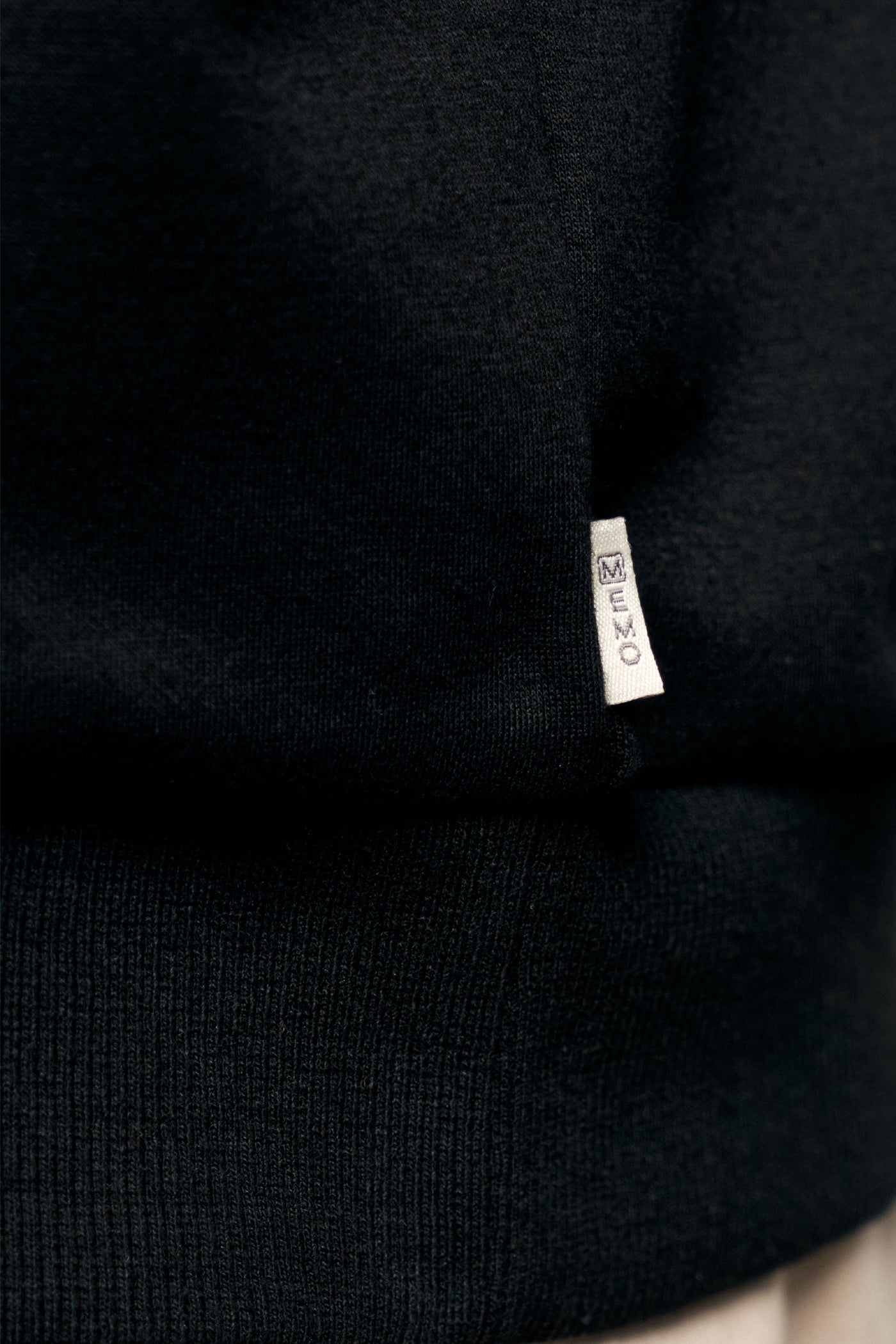 989574-Black (5).jpg