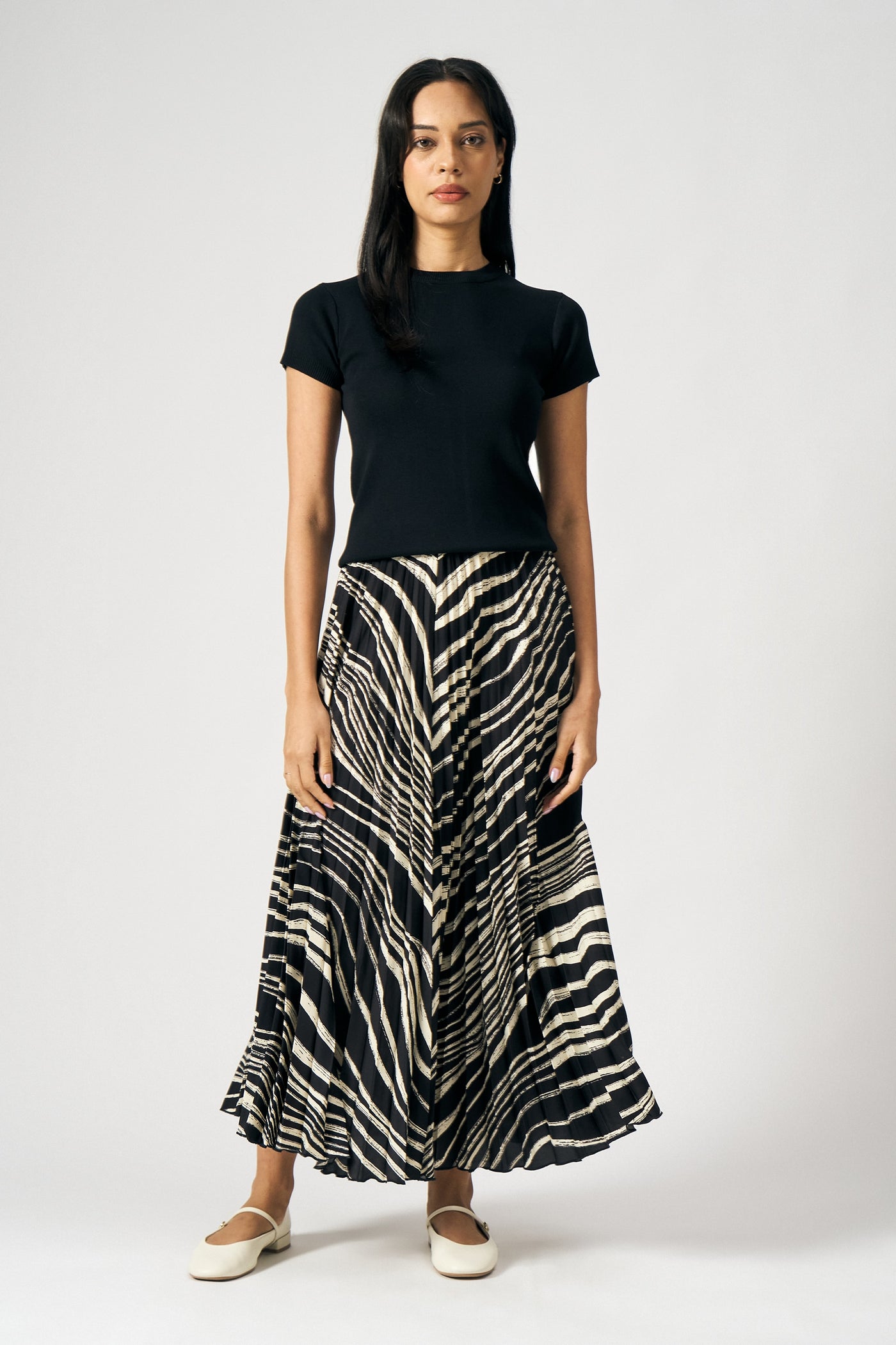 989821-Black (2).jpg
