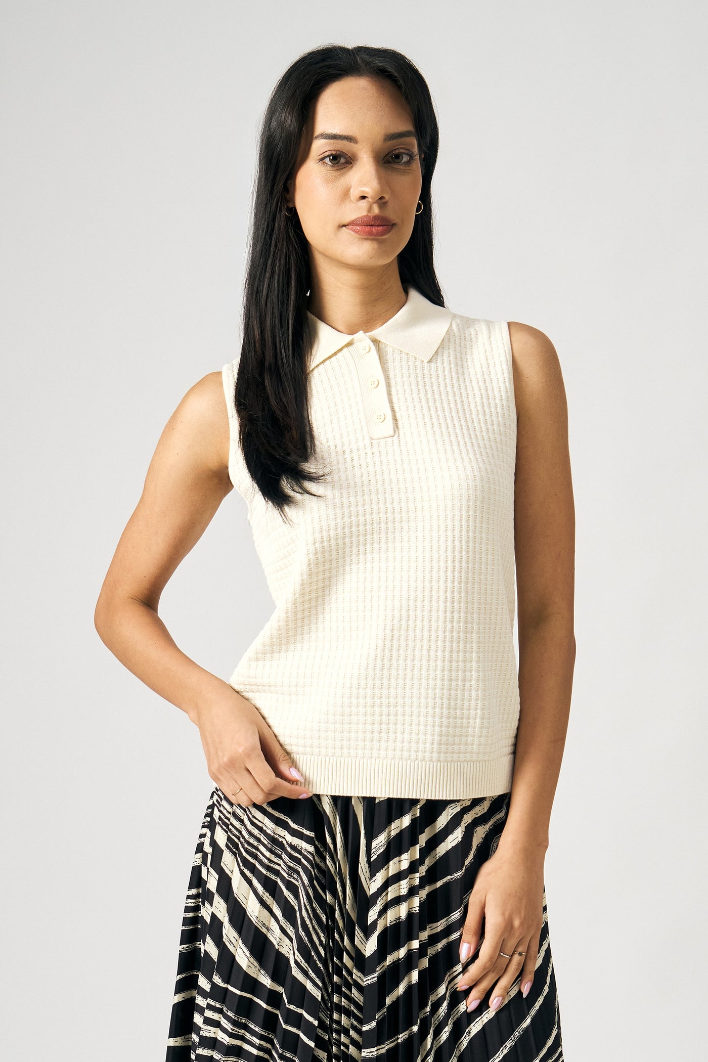 990177-Cream (2).jpg