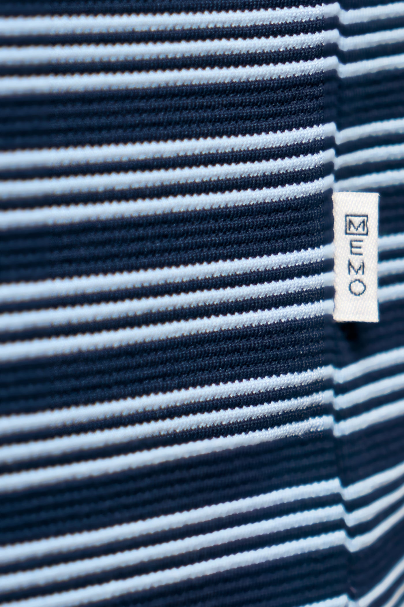 990535-Blue (1).jpg