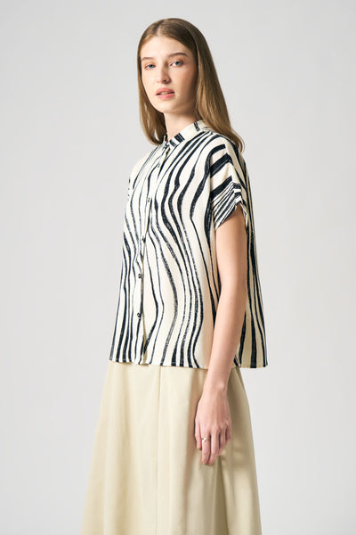 Printed Extended Sleeve Top