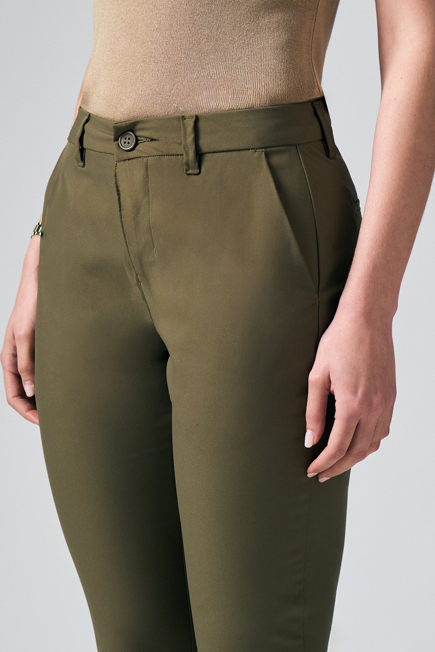 991064-Olive (3).jpg