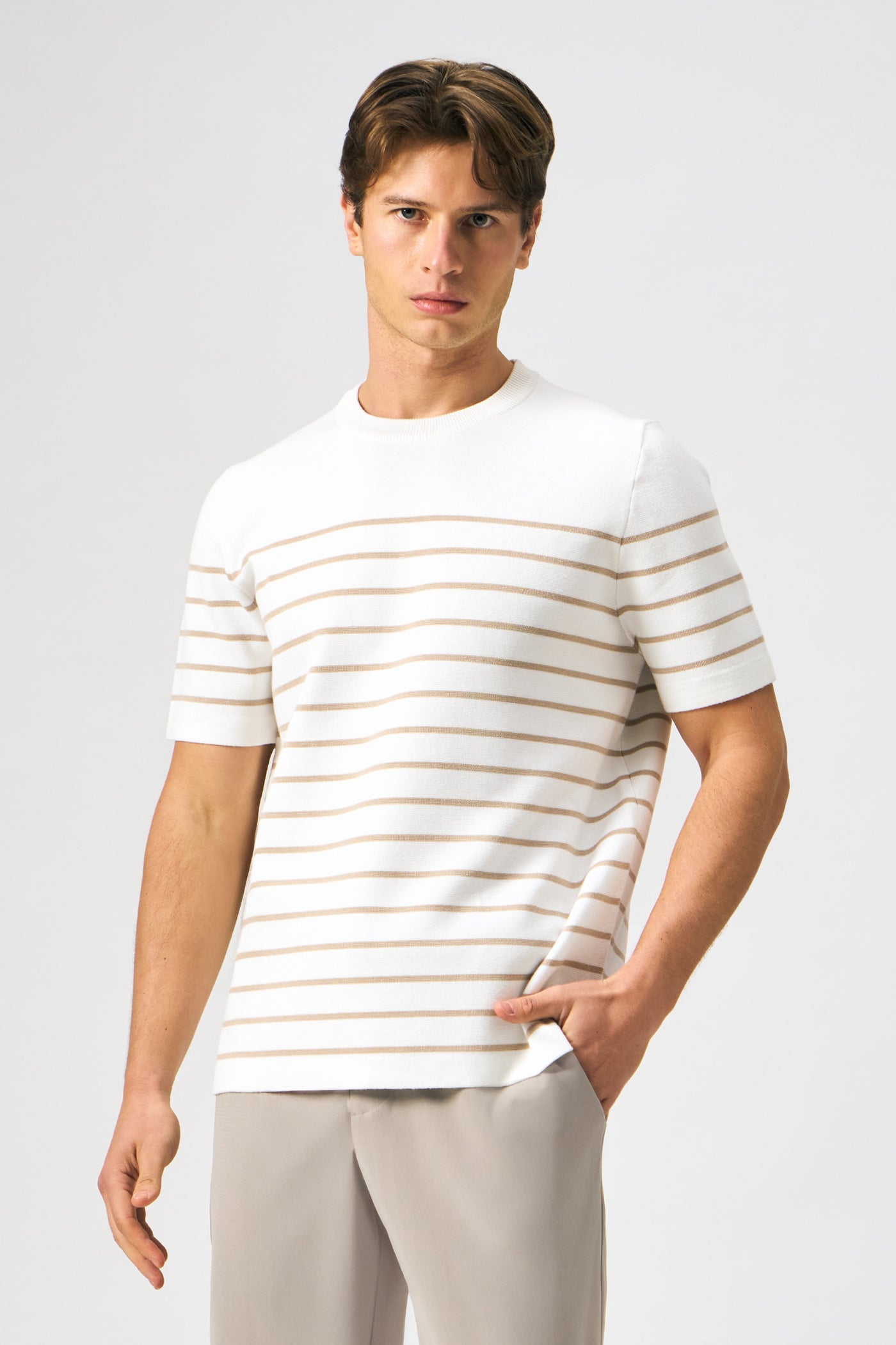 991133-White (1).jpg