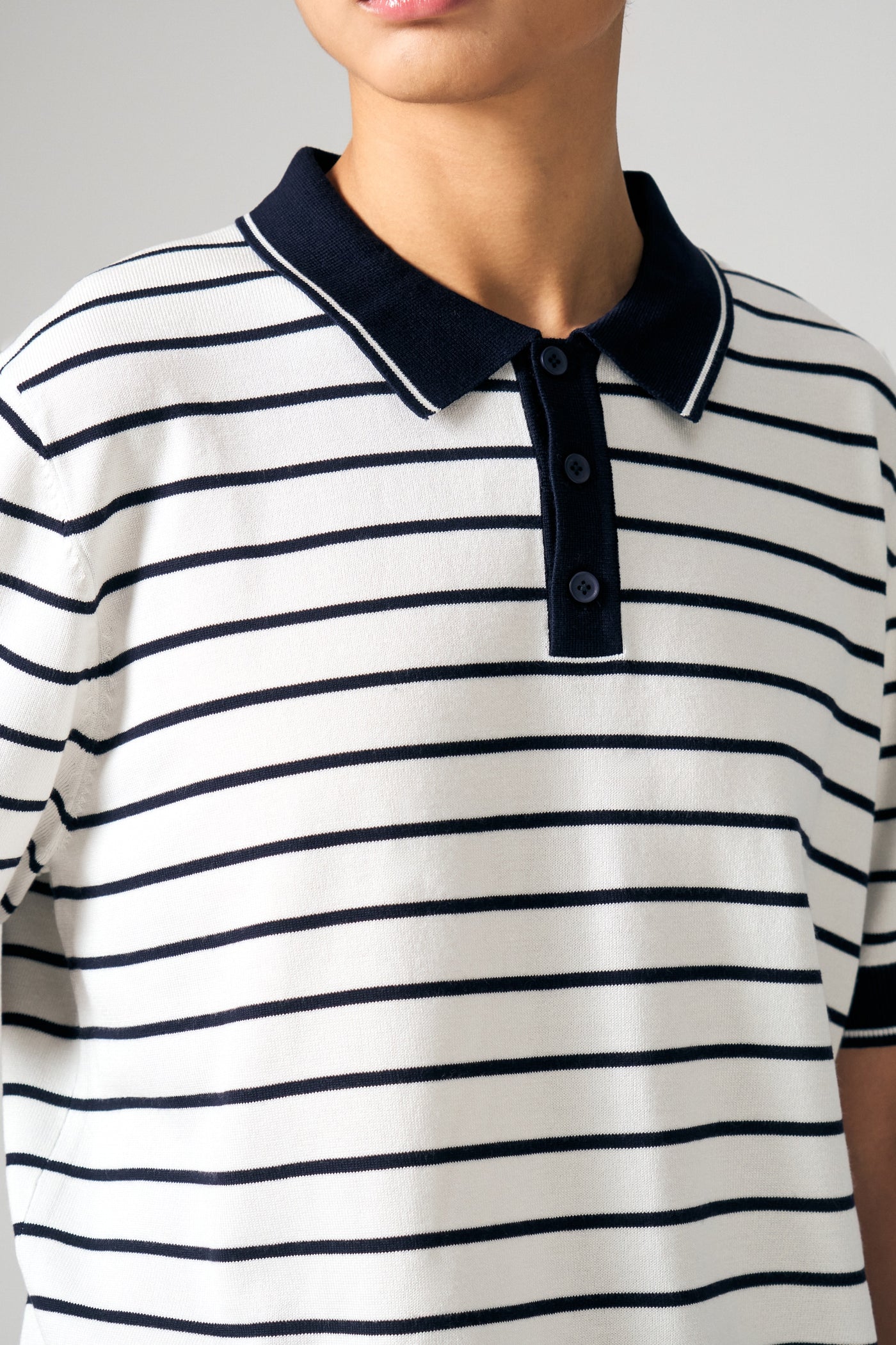 991497-White (2).jpg