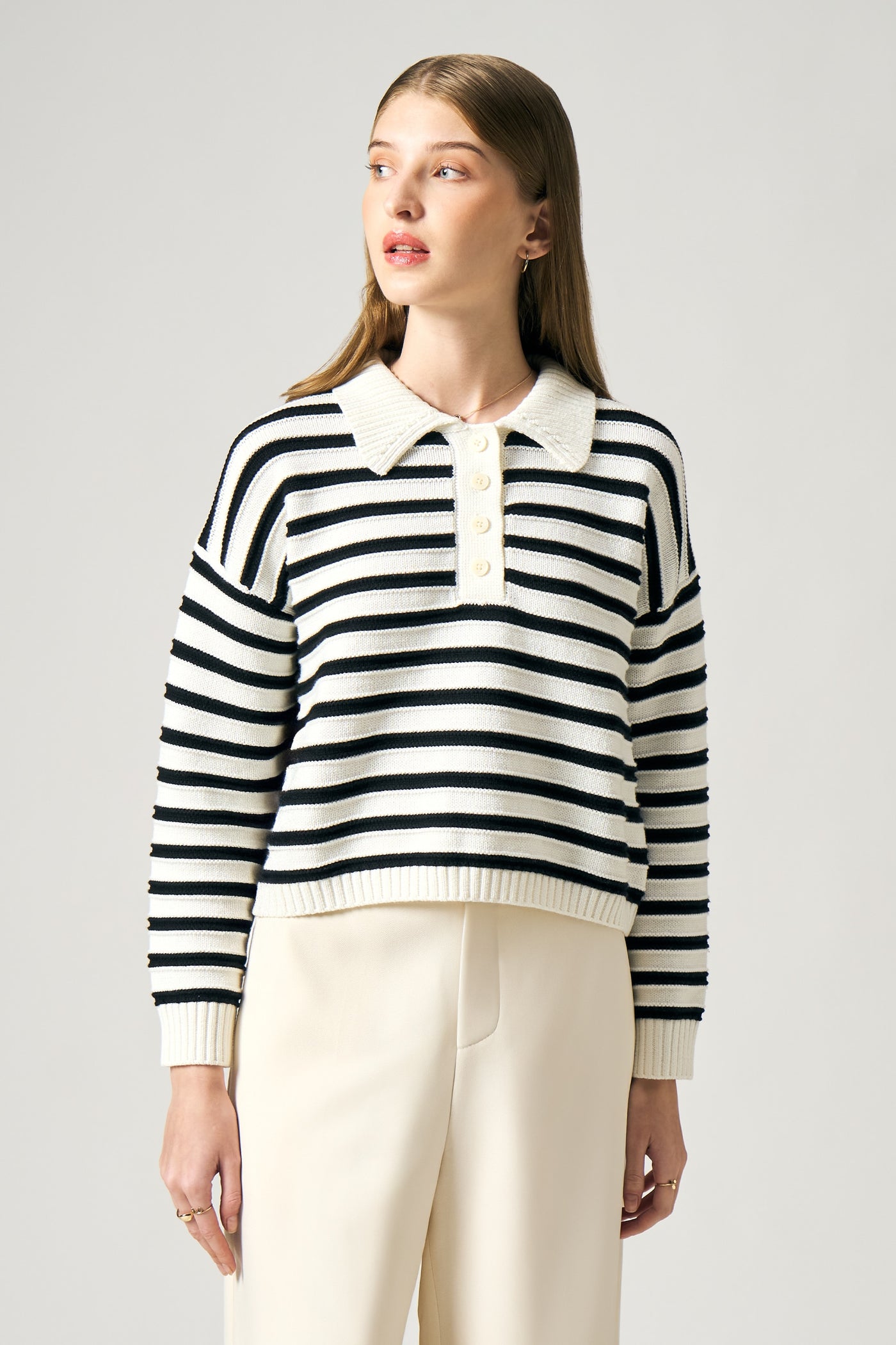 991551-Black (1).jpg