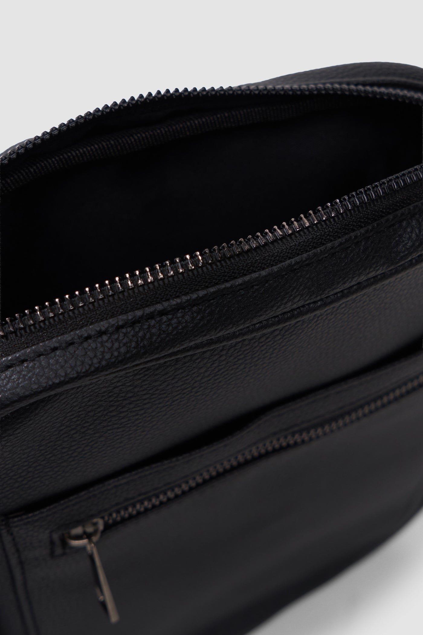 991985-Black (4).jpg