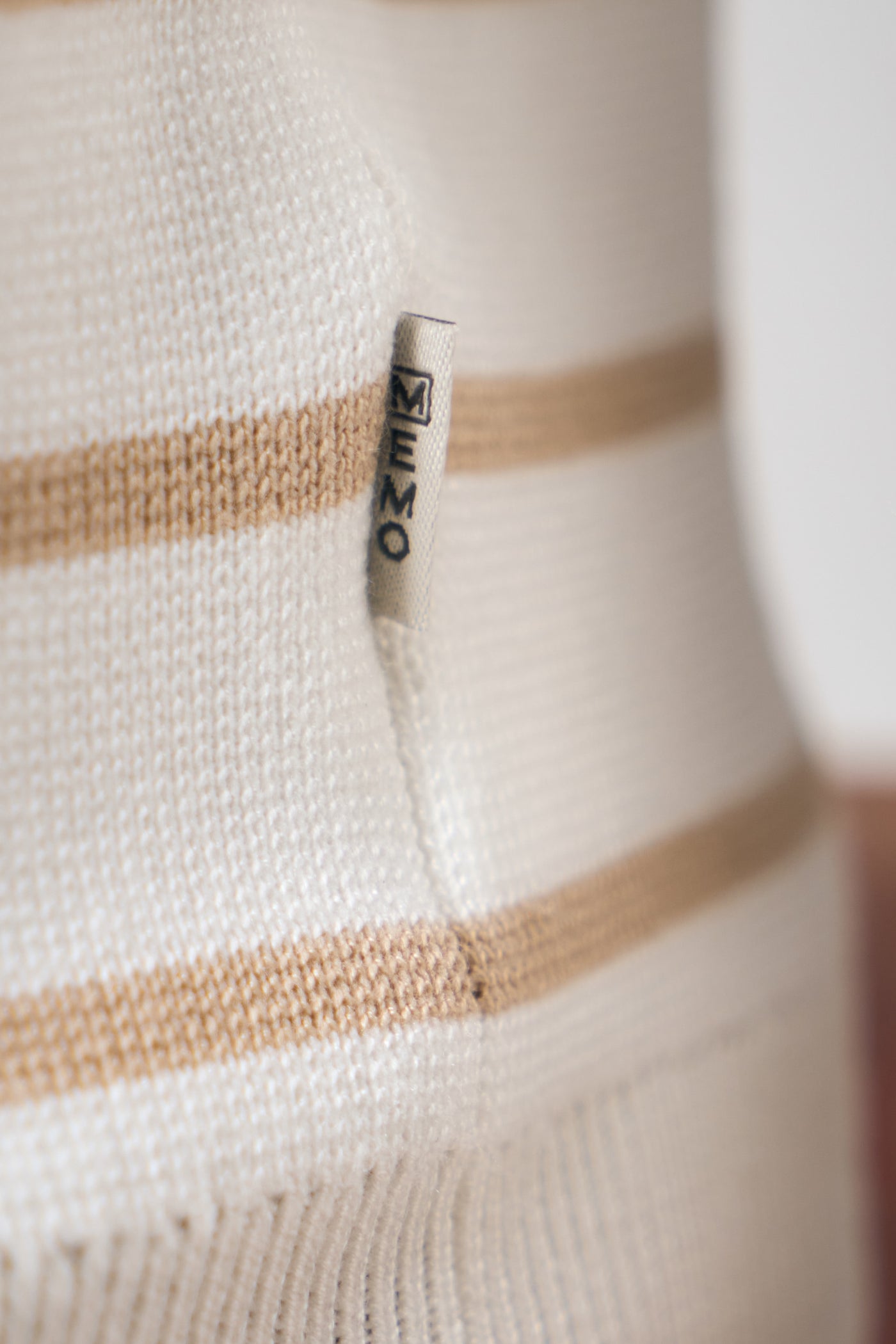 992133-White (4).jpg