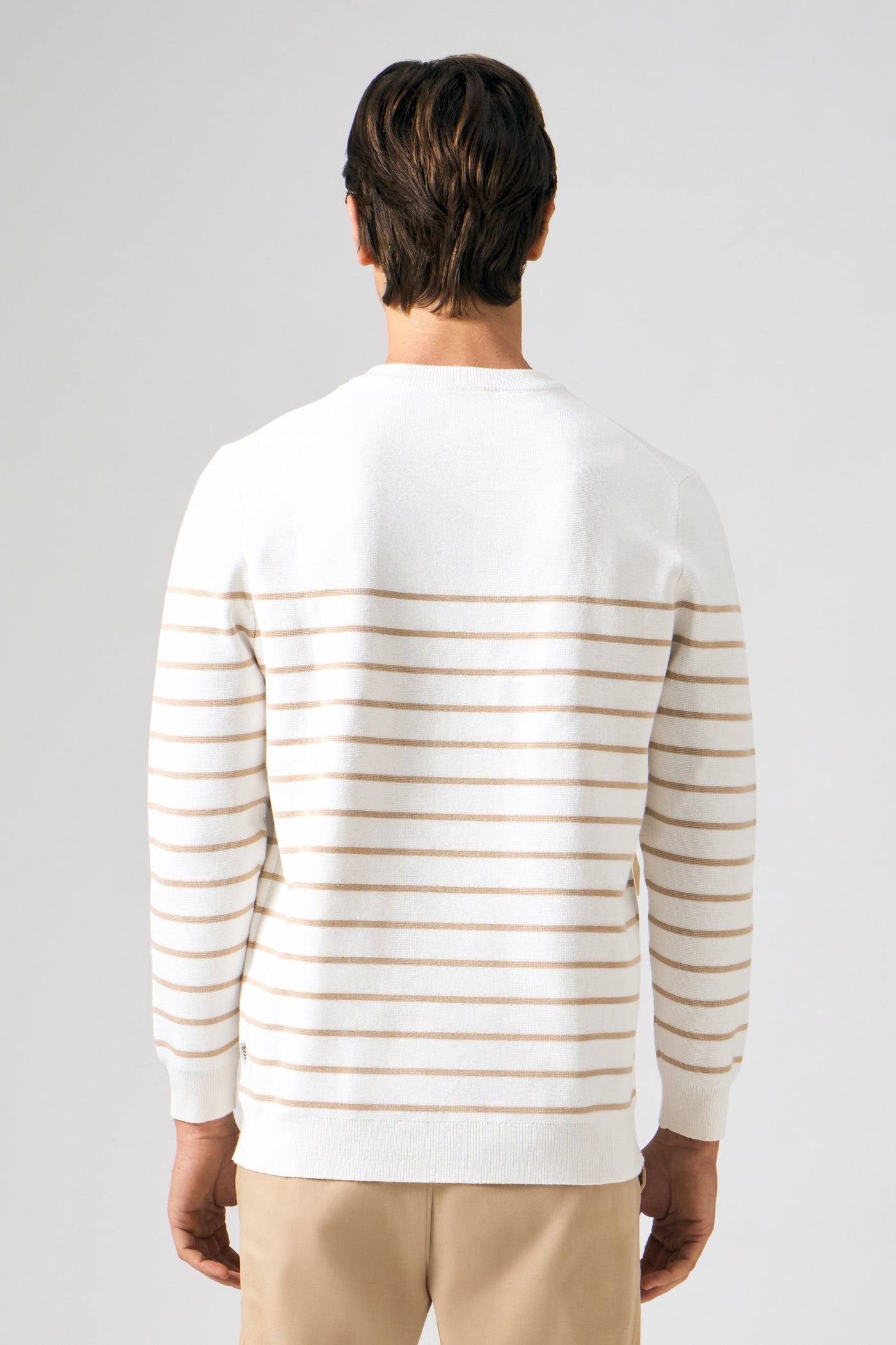 992133-White (5).jpg