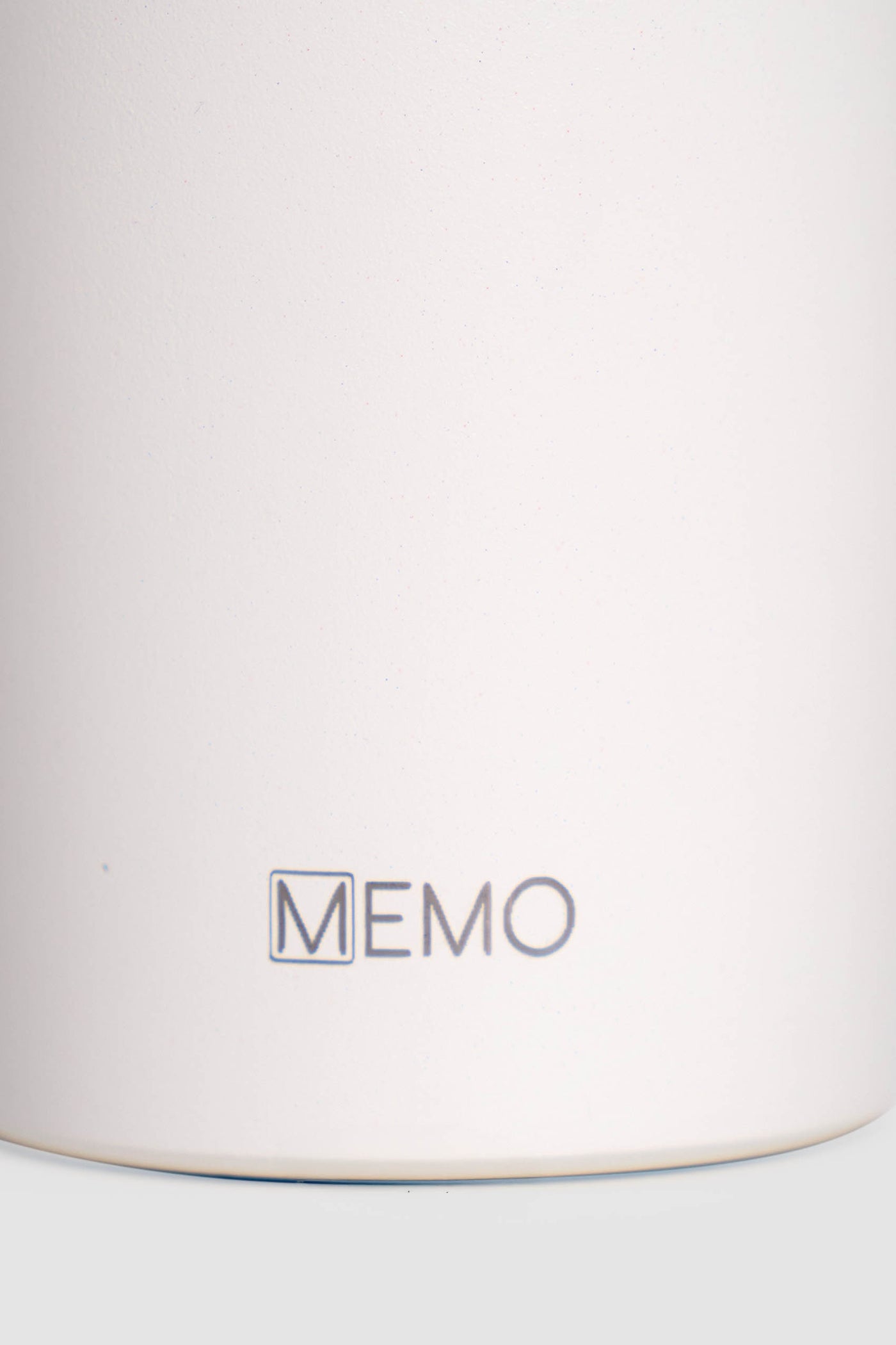 992455-Off White (3).jpg