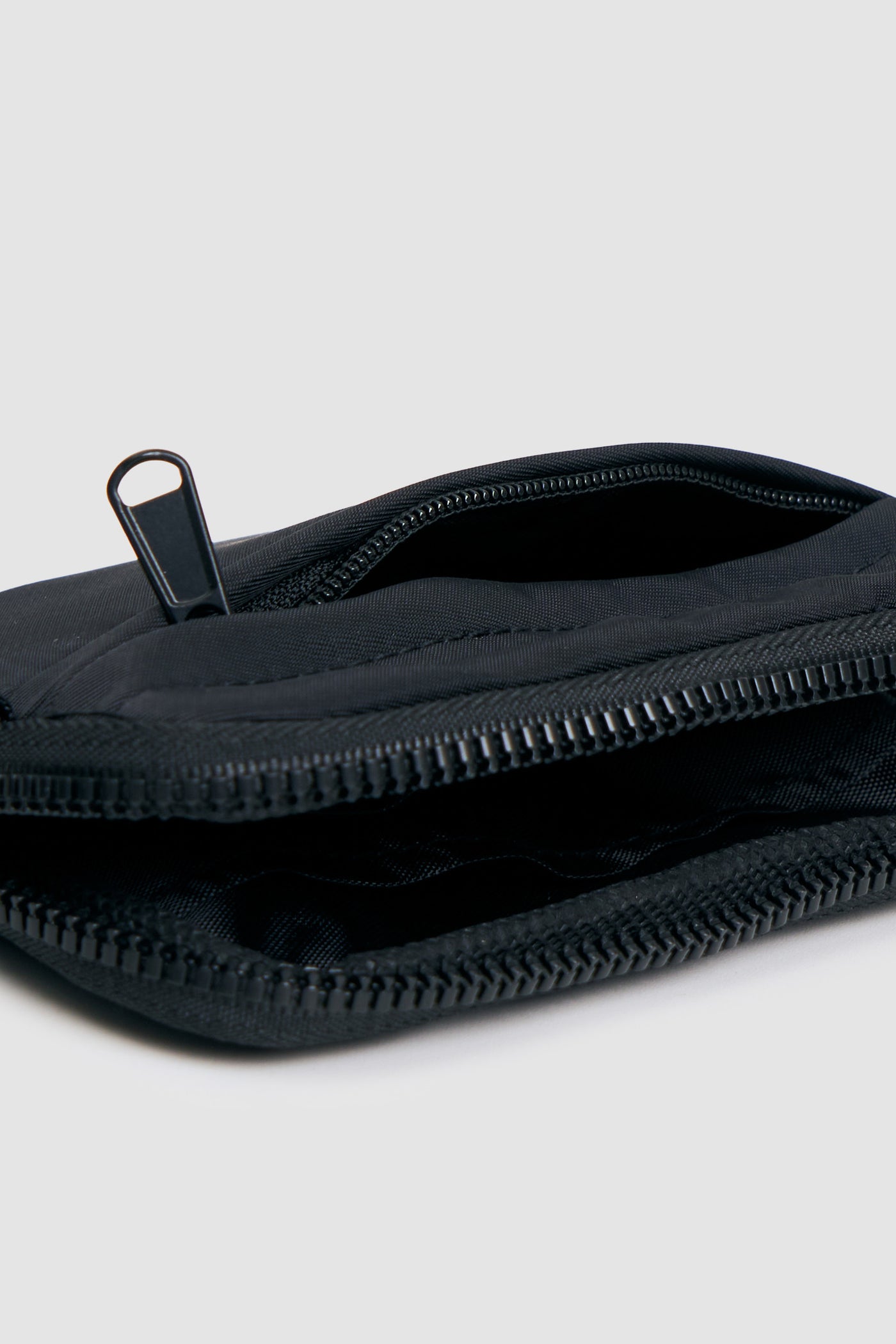 993705-Acid Black (4).jpg