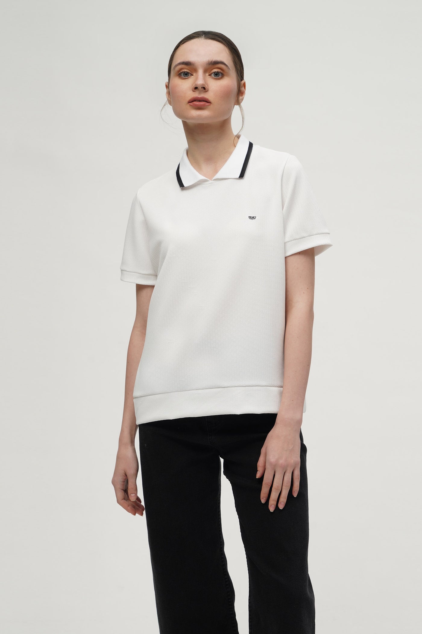 968646-White (3).jpg