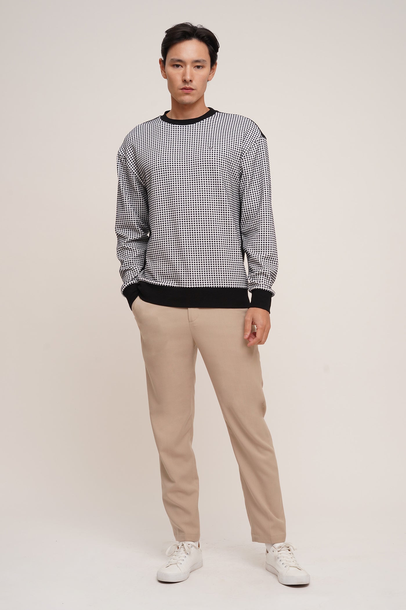 Premium Textured Pullover With Hem Band