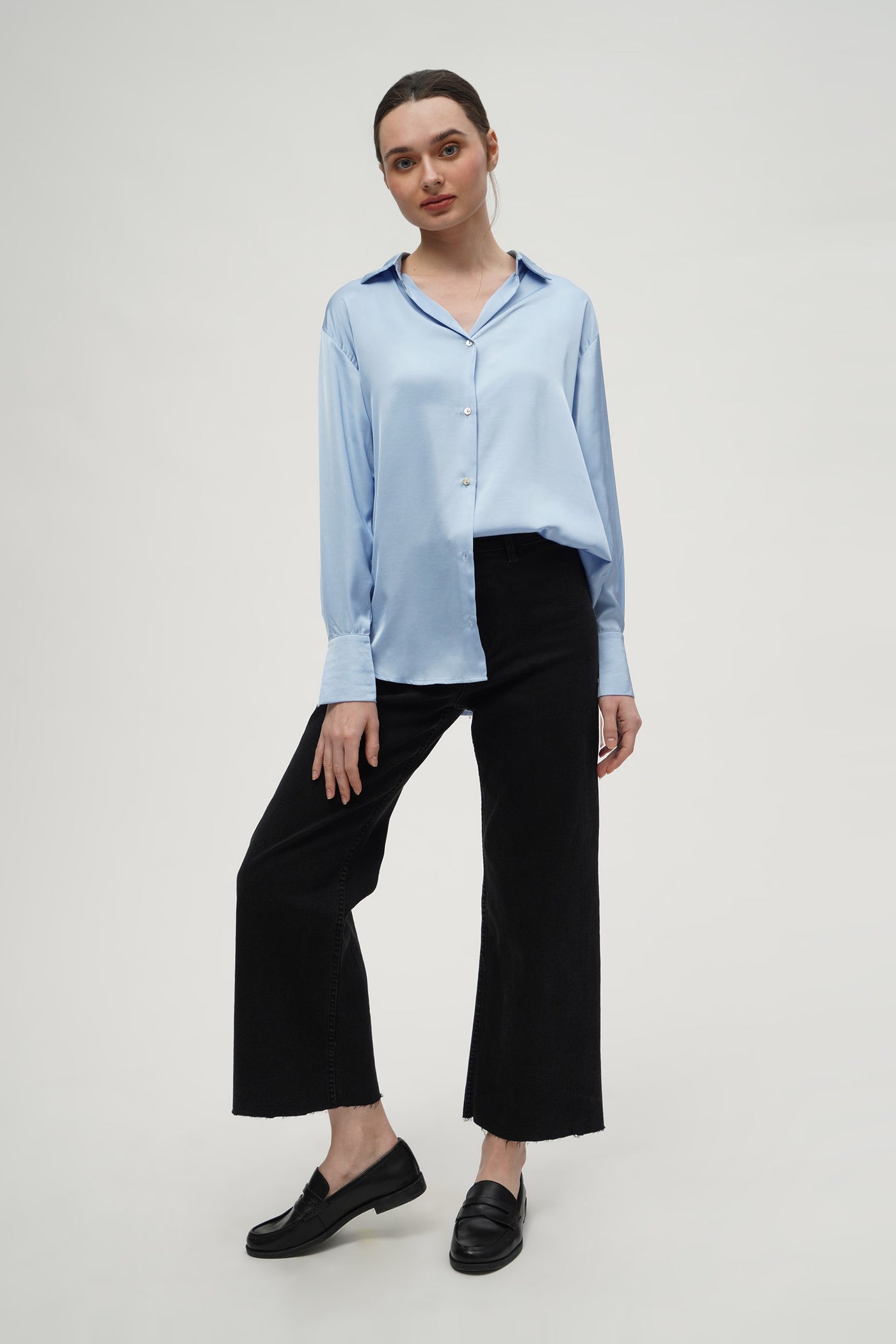 971058-Pale Blue (2).jpg