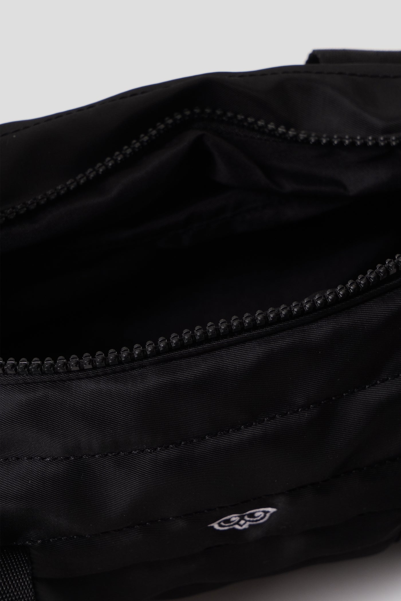 975264-Black (2).jpg